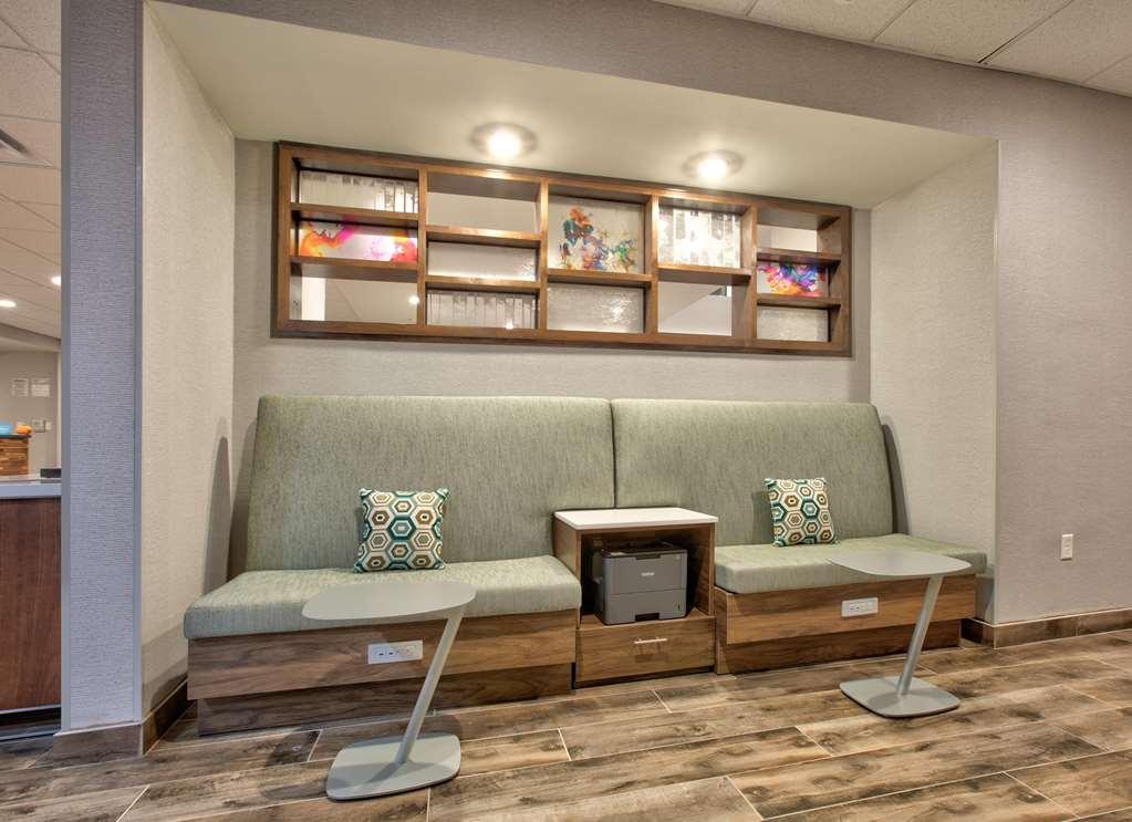 Hampton Inn & Suites Далхарт Удобства фото
